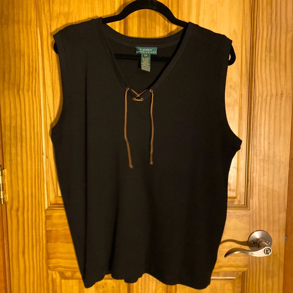 Lauren Women’s 2X black sleeveless sweater